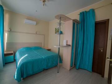 Фото номера Двухместный номер с 1 кроватью или 2 отдельными кроватями Отель Теремок Московский г. Тверь 2