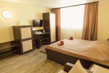 Фото номера Люкс с кроватью размера «king-size» Отель Sitara Hotel г. Тверь 5