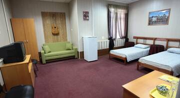 Фото номера Четырехместный номер Гостевой дом Proletarskaya Inn г. Тверь 3