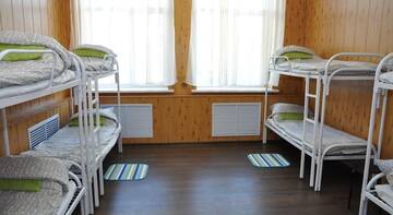 Фото номера Кровать в общем четырехместном номере для мужчин Гостиница Hostel Podsolnuh г. Тверь 3